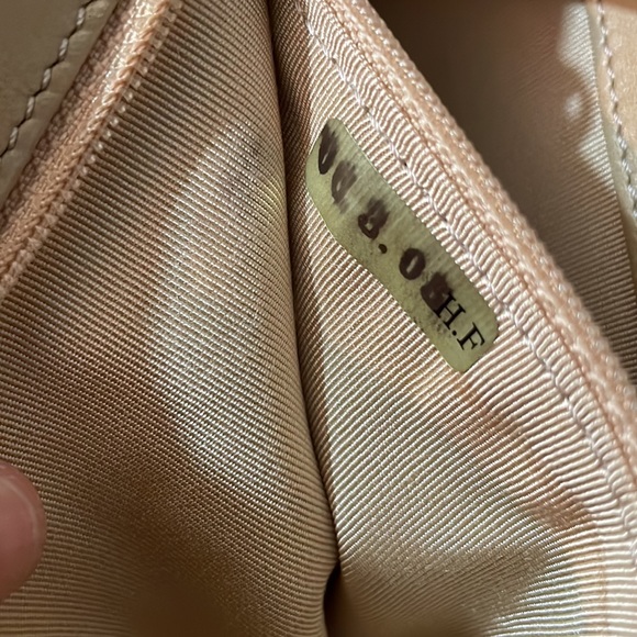 SALE!!! 🎉🎉🎉Chanel Limited Edition Camellia Canvas/Patent Flap Bag - Picture 14 of 17